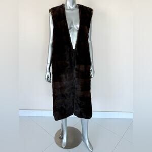 Mink natural fur long vest  size L Retail 3200$